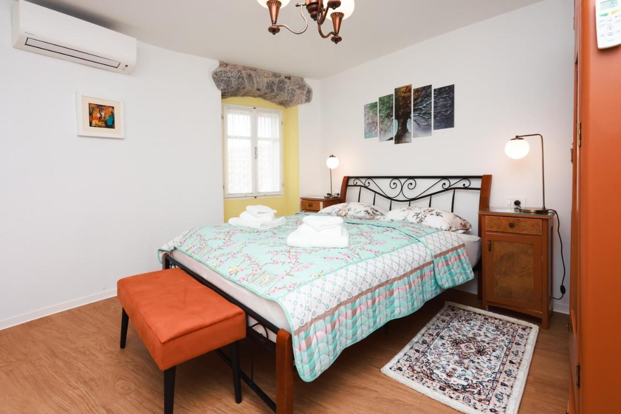 Apartmani Nad Voltun Kastav Eksteriør billede